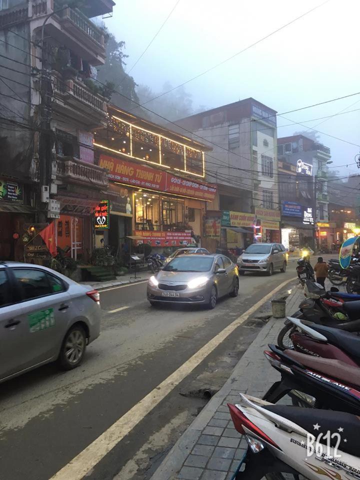 ホテル Khach San Sapa Ngay Nay エクステリア 写真